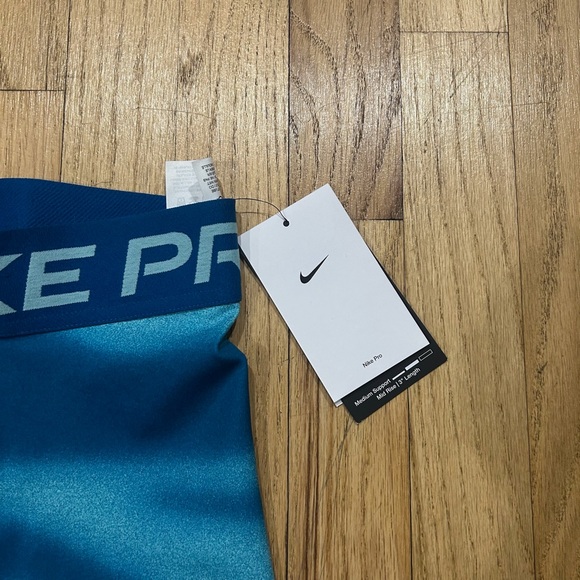 Nike Pro Women’s Dri-Fit 3” Striped Blue Spandex Shorts Sz XS NWT - Picture 4 of 8